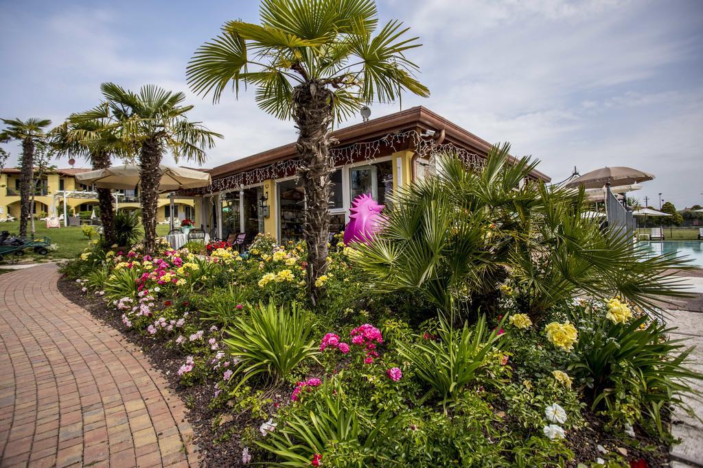 Residence Karina Moniga del Garda Dış mekan fotoğraf
