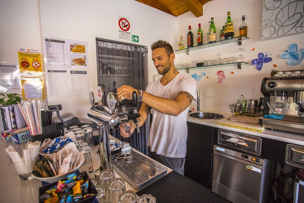 Residence Karina Moniga del Garda Dış mekan fotoğraf