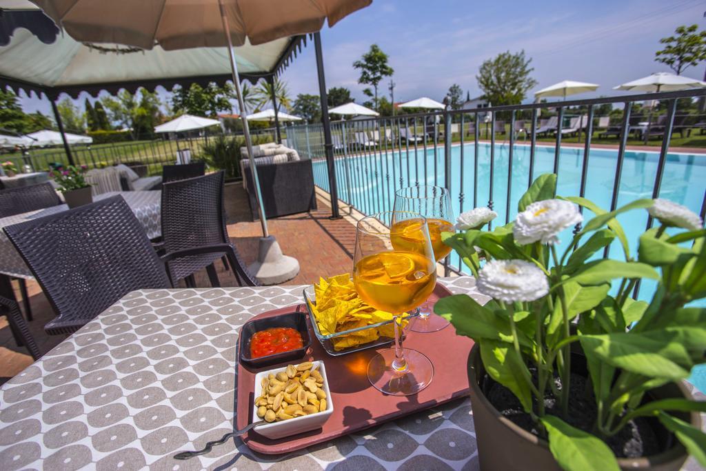 Residence Karina Moniga del Garda Dış mekan fotoğraf