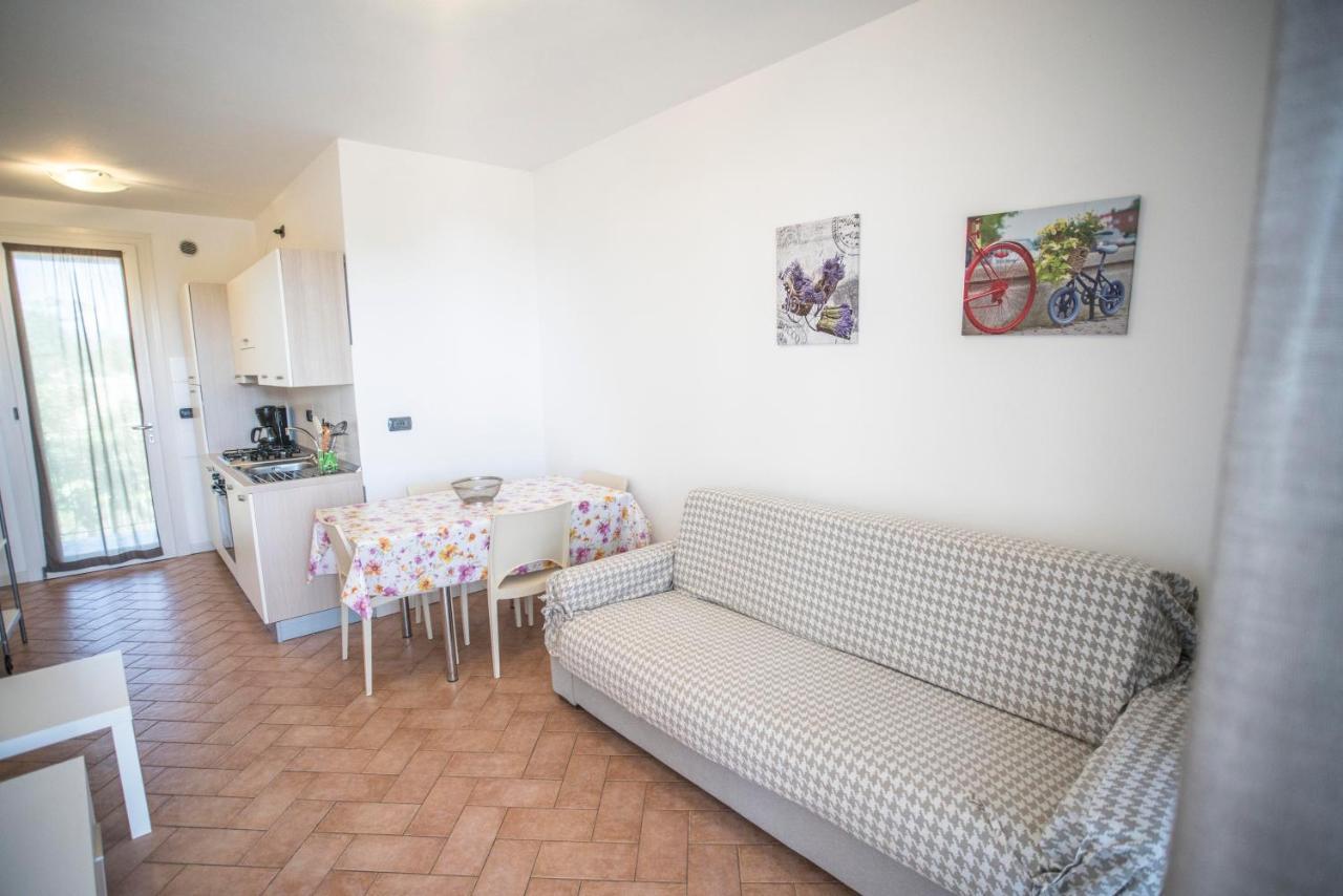 Residence Karina Moniga del Garda Dış mekan fotoğraf