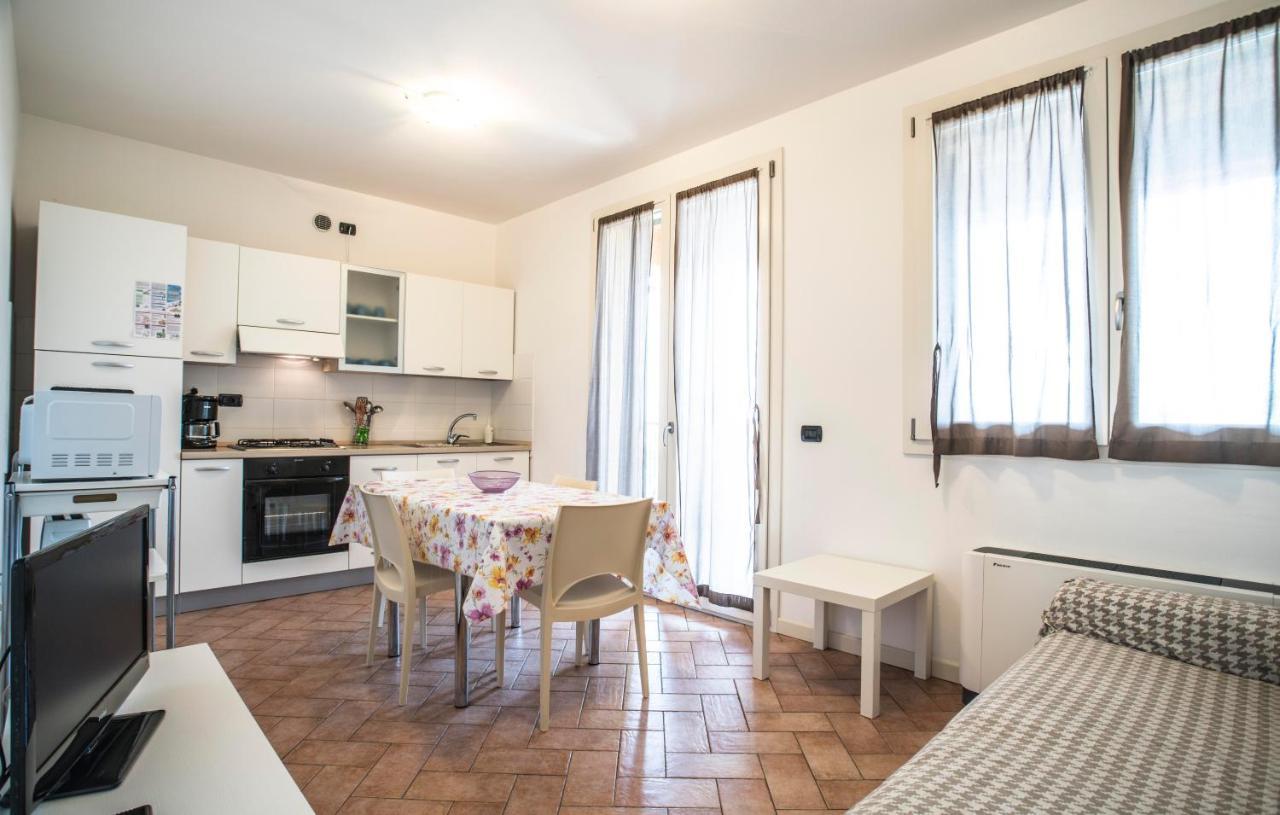 Residence Karina Moniga del Garda Dış mekan fotoğraf