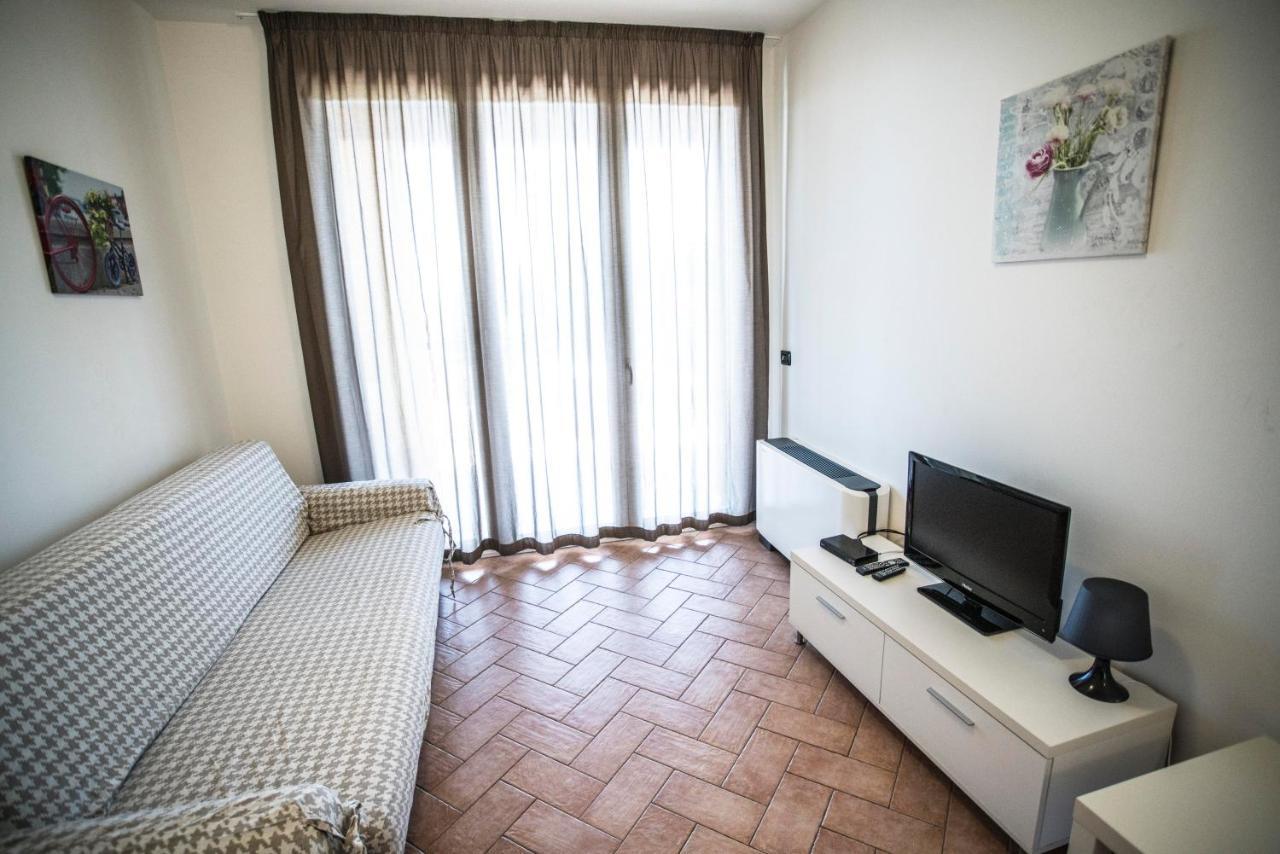 Residence Karina Moniga del Garda Dış mekan fotoğraf